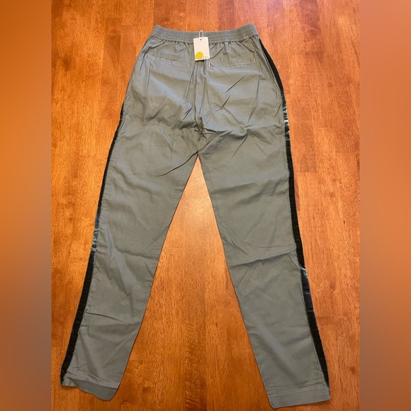 NWT Mini Boden Woven Pants with Velvet Side Stripe, 13Y - Picture 3 of 6